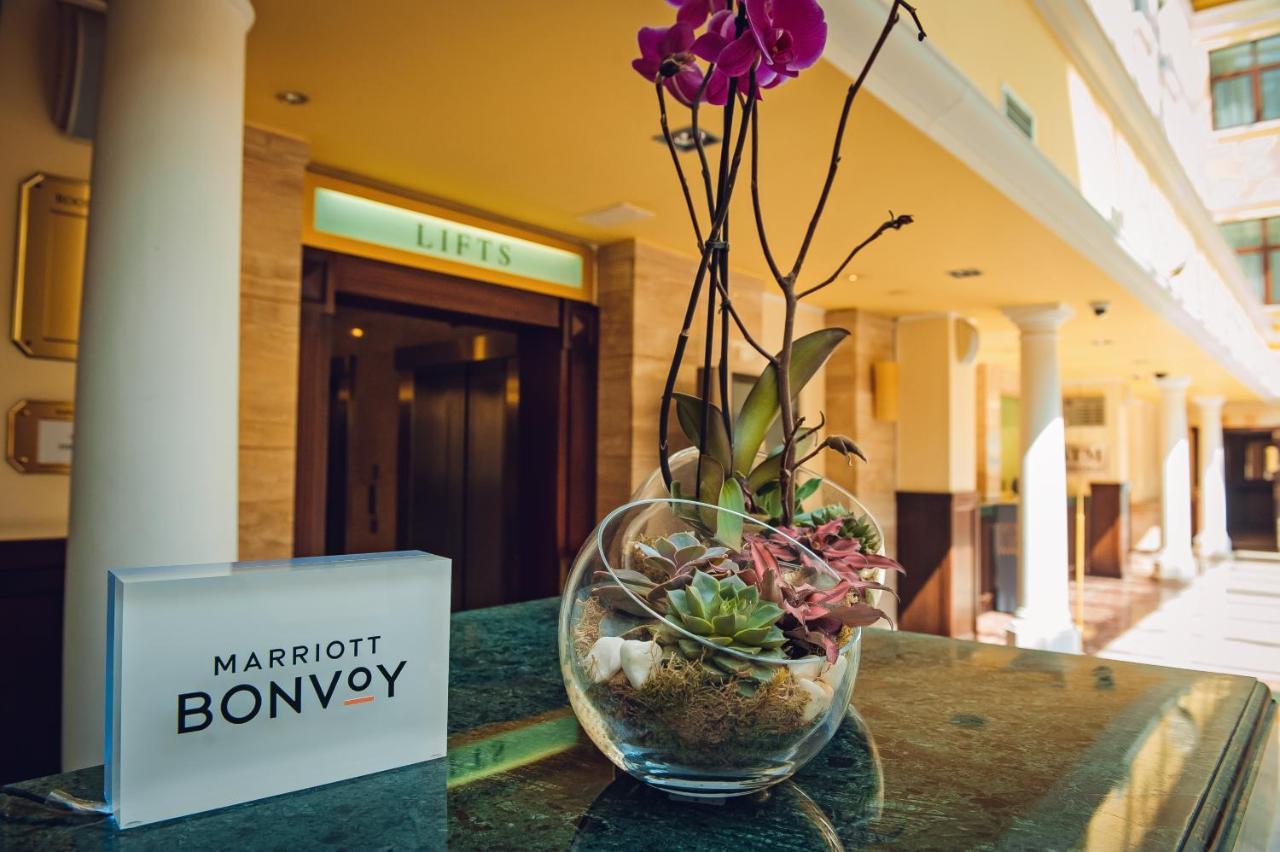 Courtyard By Marriott Moscow City Center エクステリア 写真