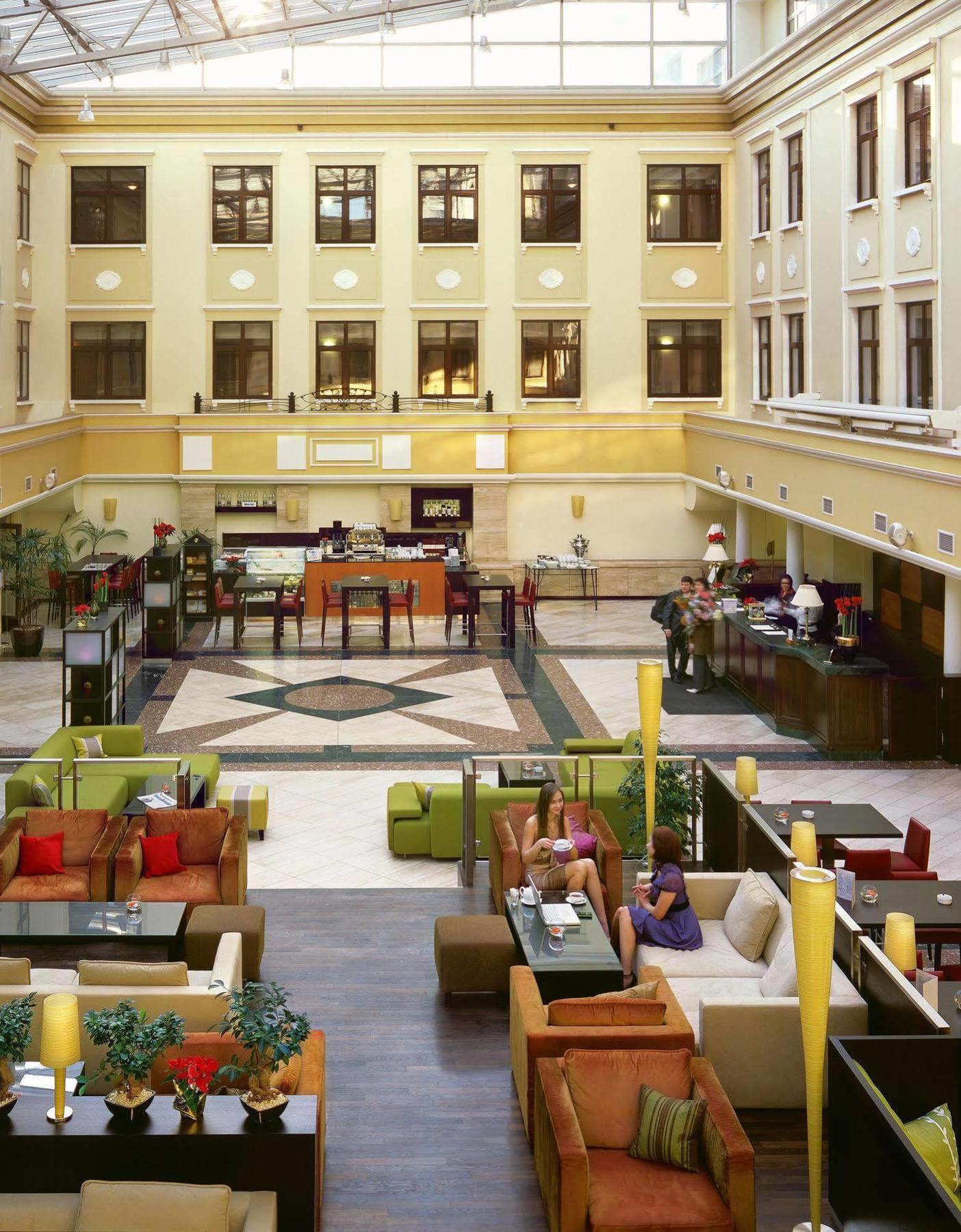 Courtyard By Marriott Moscow City Center インテリア 写真