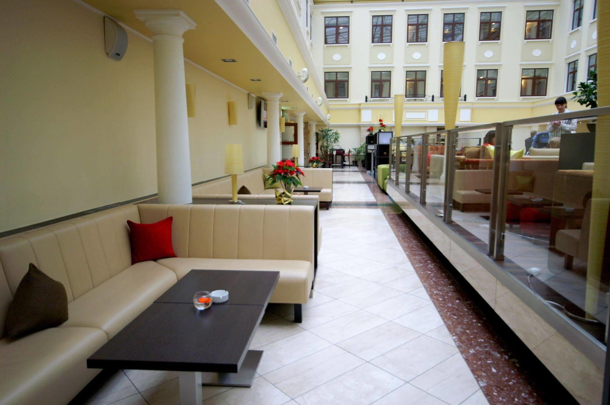 Courtyard By Marriott Moscow City Center エクステリア 写真
